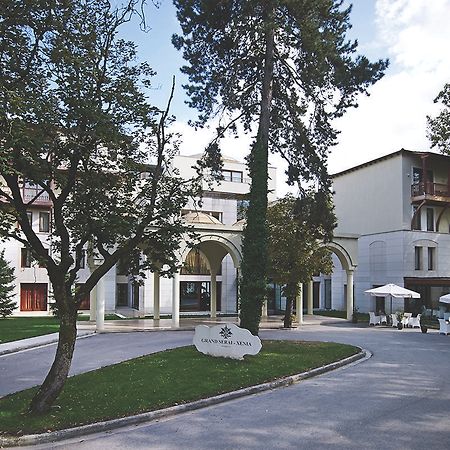 Grand Serai Congress And Spa Joánina Kültér fotó The main entrance of the hotel