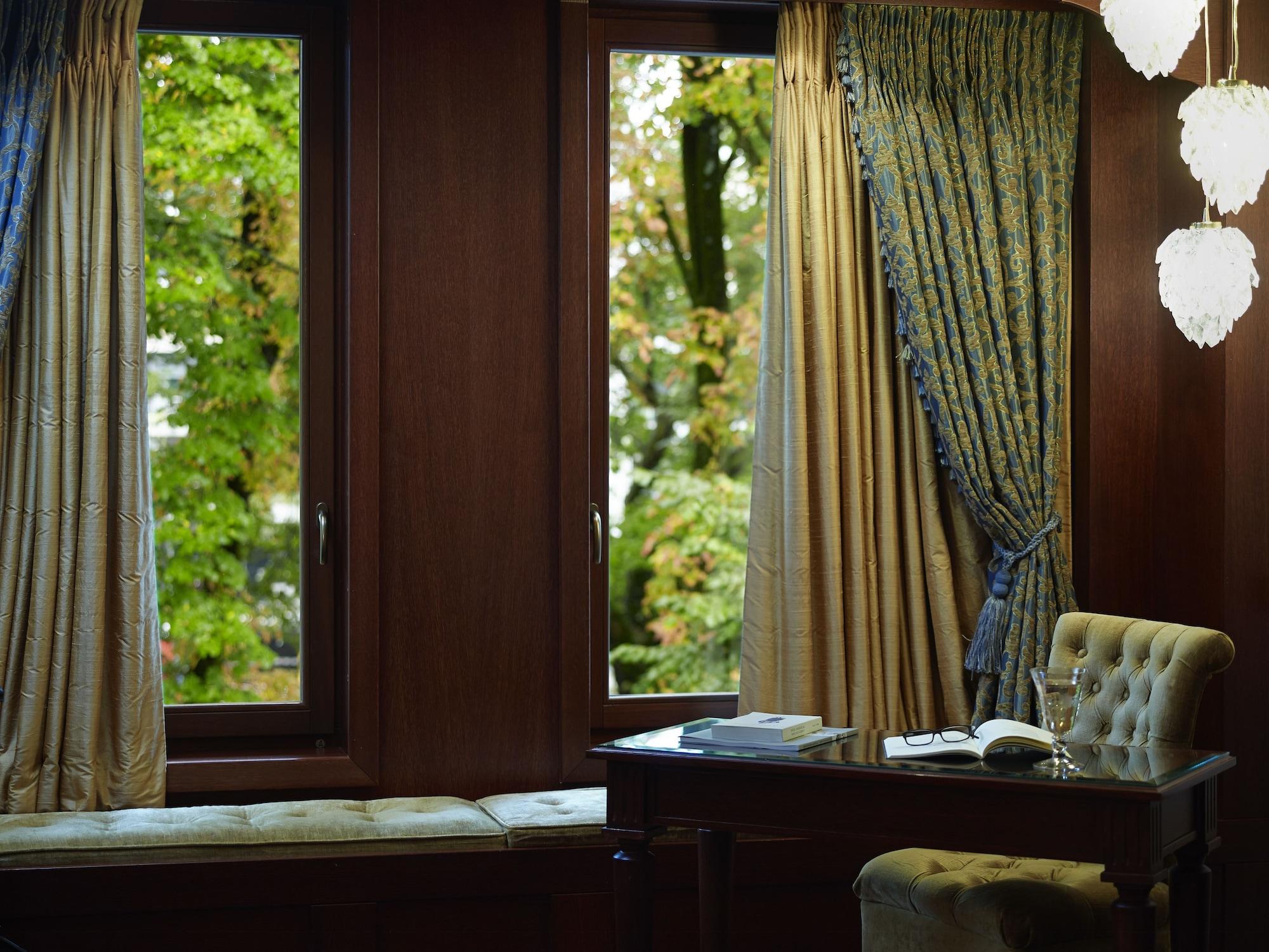 Grand Serai Congress And Spa Joánina Kültér fotó A room at the hotel