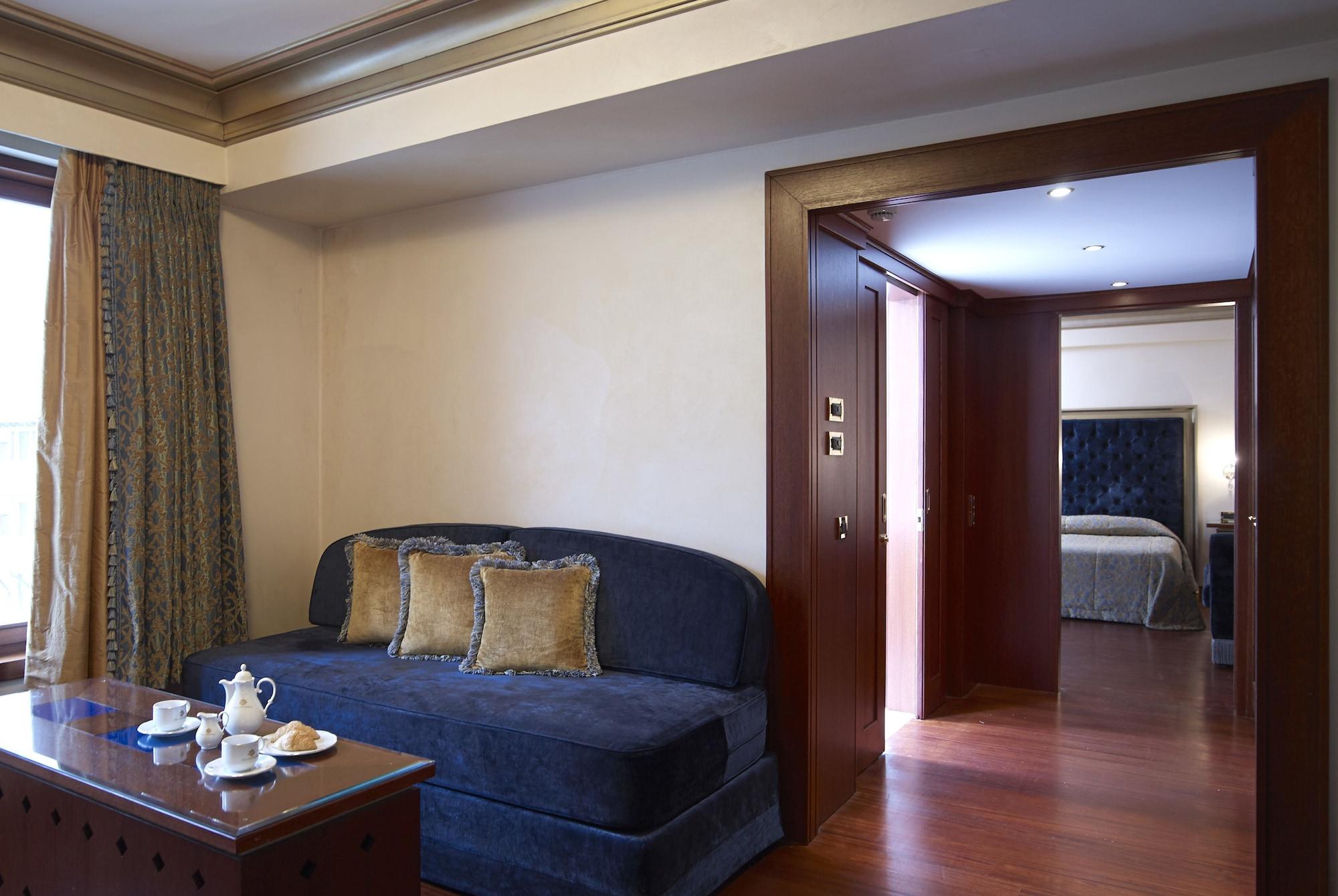 Grand Serai Congress And Spa Joánina Kültér fotó Suite