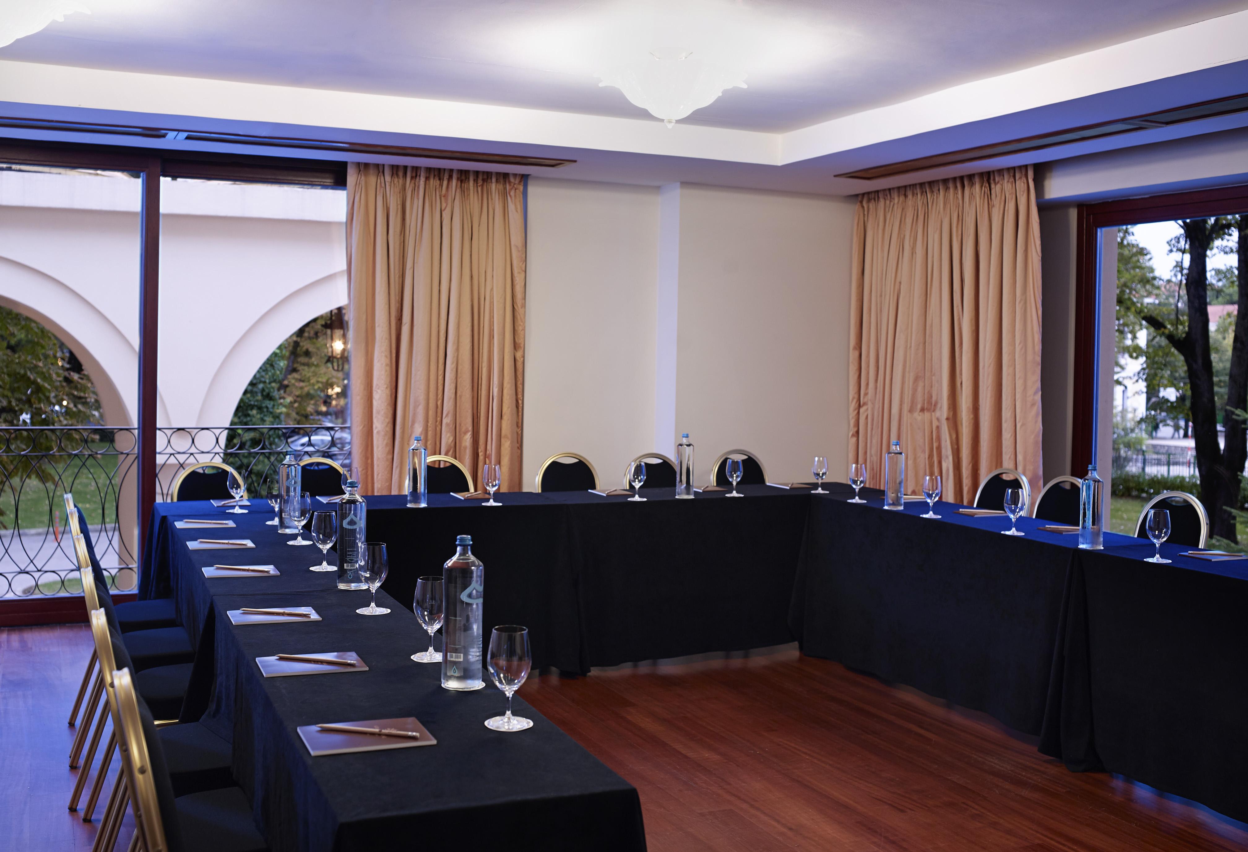 Grand Serai Congress And Spa Joánina Kültér fotó Meeting room