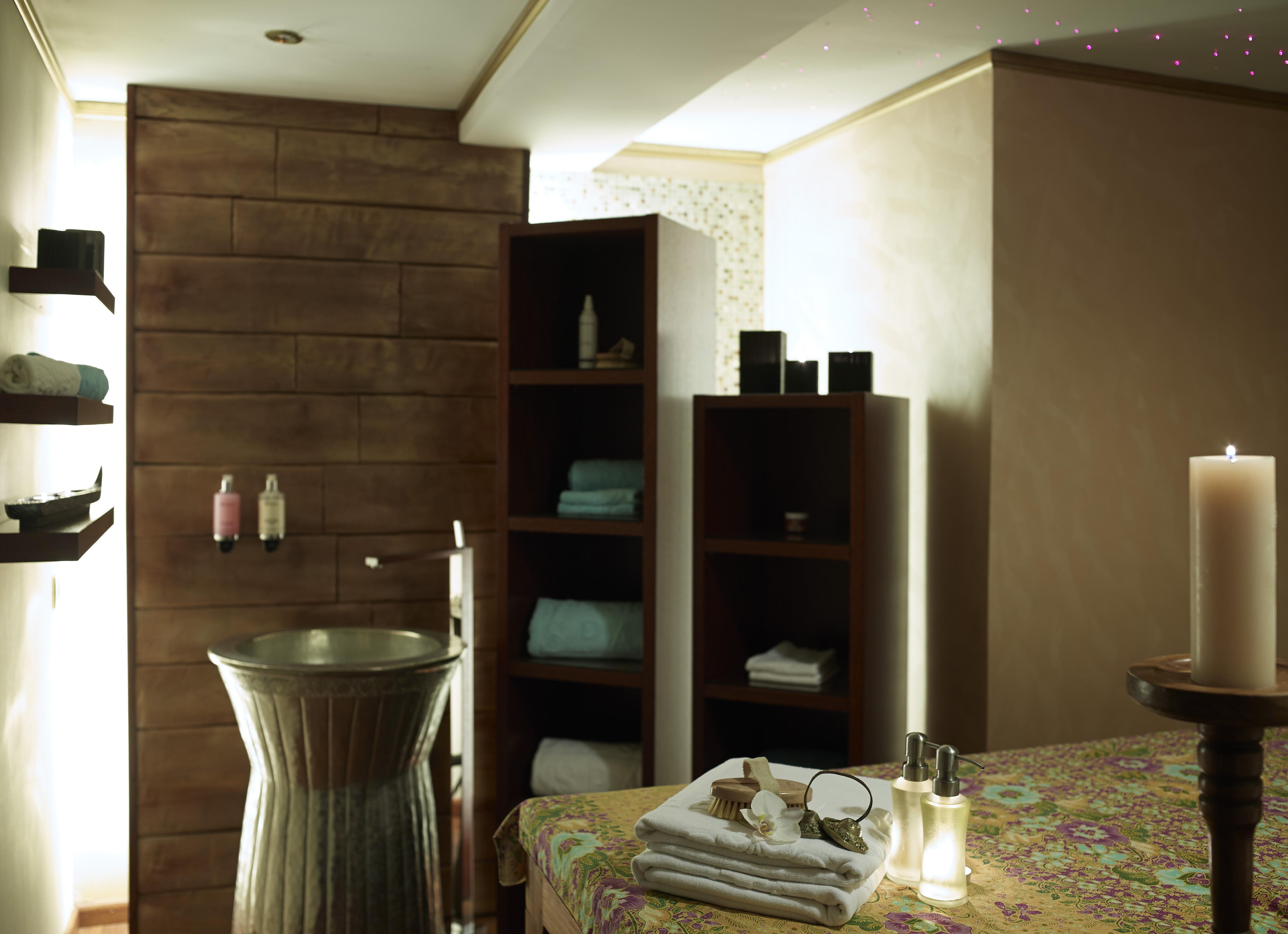 Grand Serai Congress And Spa Joánina Kültér fotó A spa treatment room