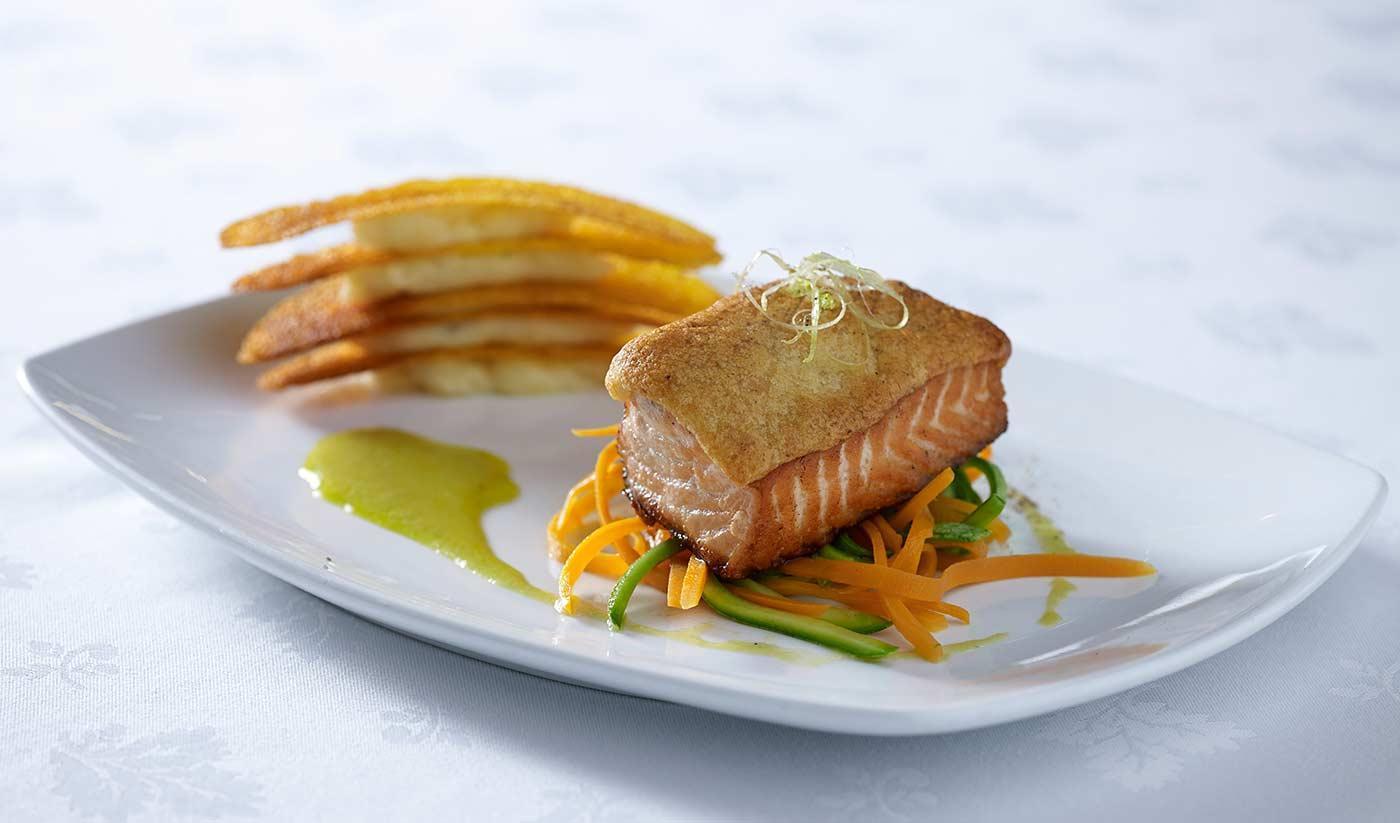 Grand Serai Congress And Spa Joánina Kültér fotó Salmon